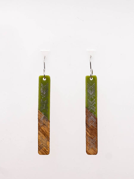 Olive Resin & Walnut Wood Taniko Hou Earring