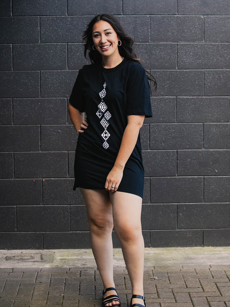 Maori Inspired White Taniko Waru Print on Black Oversized Tee Dress by Rotorua Fashion Designer Adrienne Whitewood.
