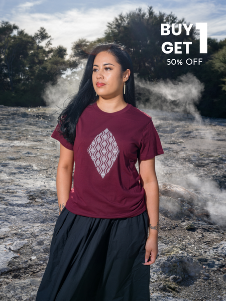 Taimana Print Tee - Burgundy