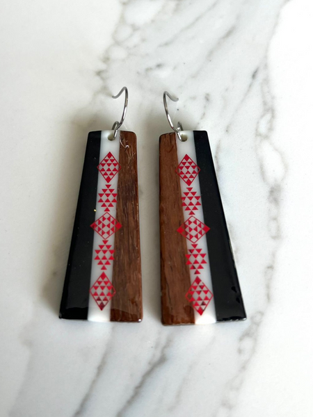 Black & White Resin & Walnut Wood Taniko Rima Earrings