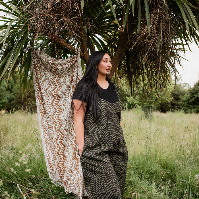 Pītau Jumpsuit - Olive