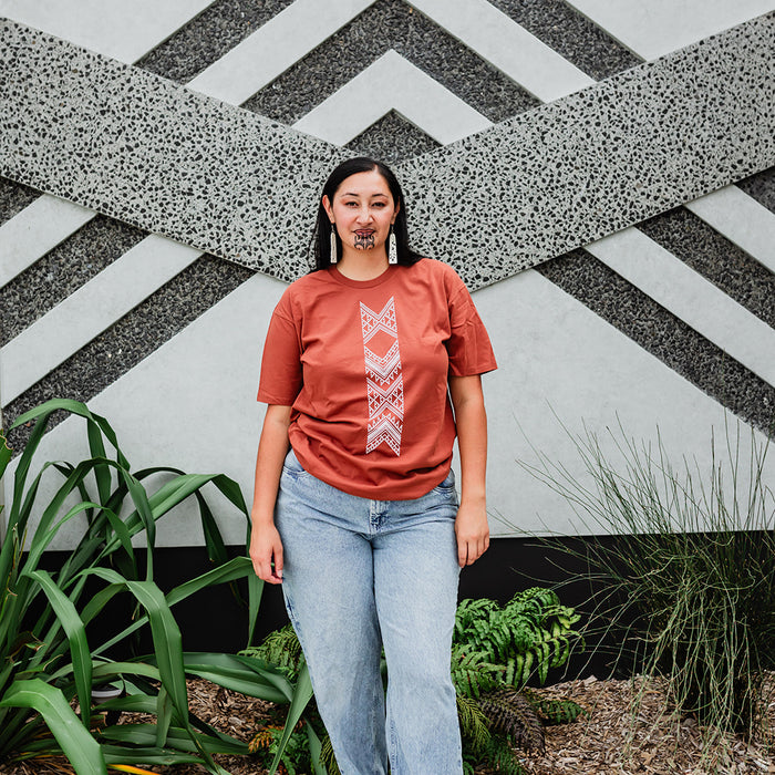 Taniko Hou Print Tee - Clay