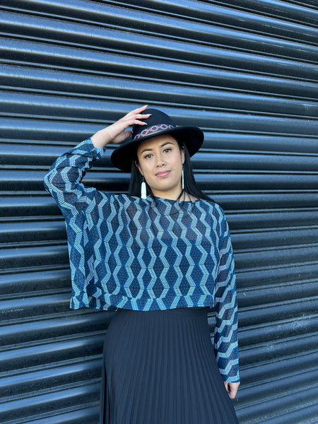 Waharua Kōpito Crop Top - Blue & White
