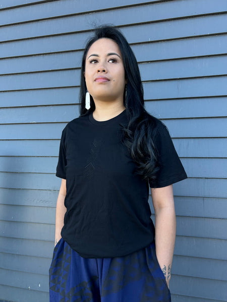 Embroidered Taniko Hou Tee - Black