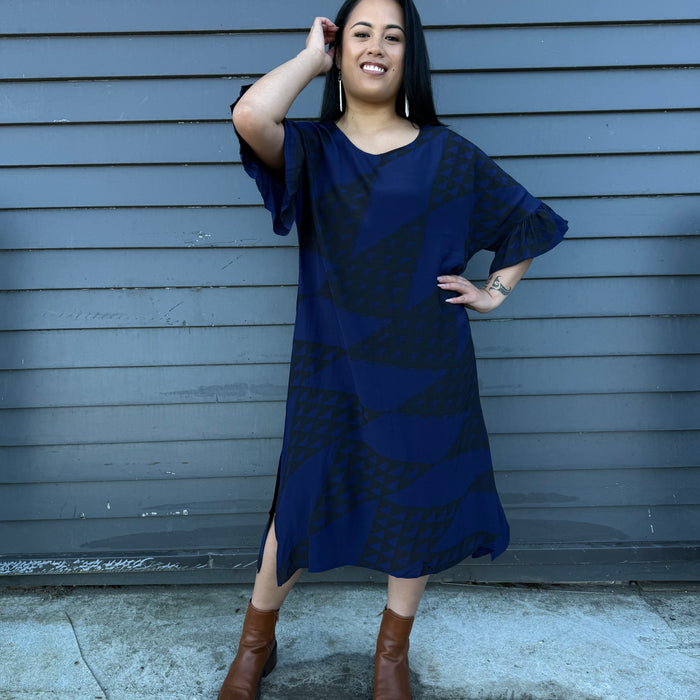 Niho Taniwha Frill Sleeve Dress - Navy
