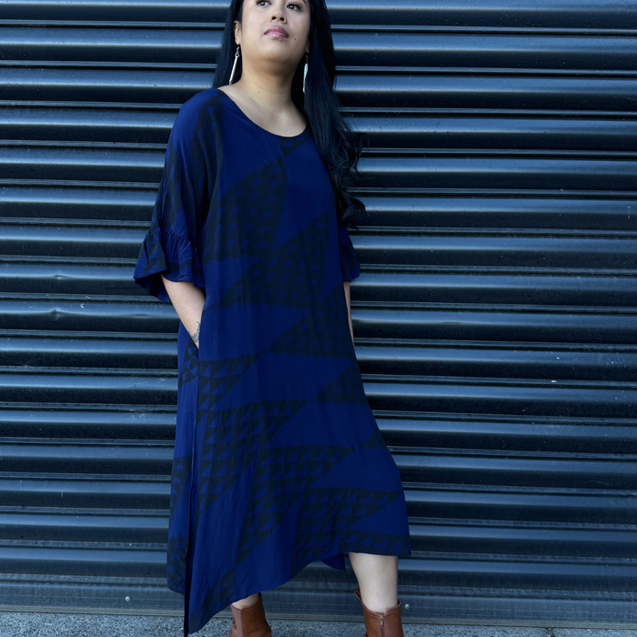 Niho Taniwha Frill Sleeve Dress - Navy