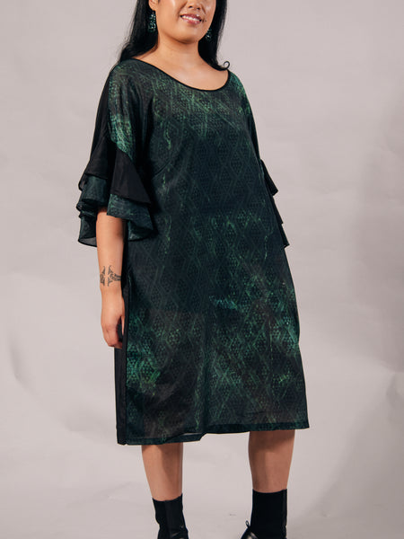 Pounamu Silk Short Frill Sleeve Dress