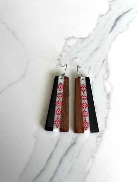 Black & White Resin & Walnut Wood Taniko Rima Earrings