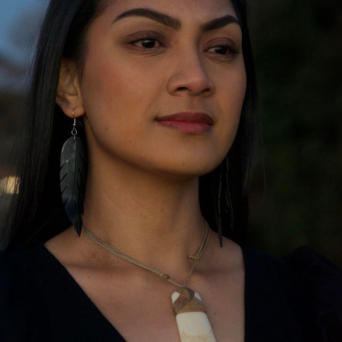 Huia Feather Earrings by Maori Pakihi Piata Jewellery