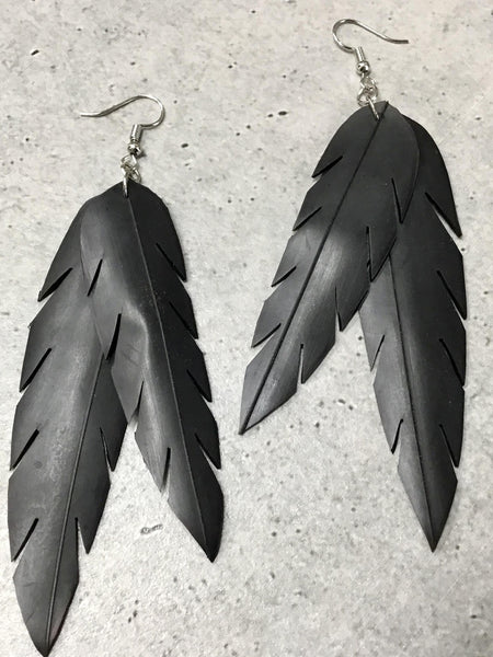 Double Feather Plain Long Earrings by Pakihi Maori Piata Jewellery